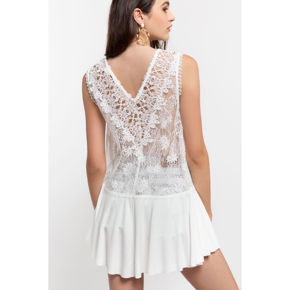 POL Beige V Neck Sleeveless Lace & Solid Tunic Top - Picture 5 of 6